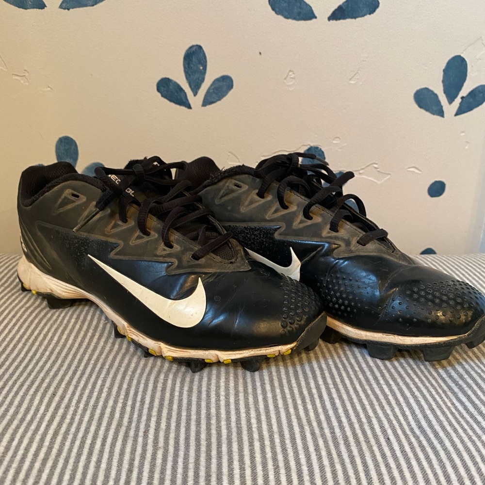 Nike boys cleats